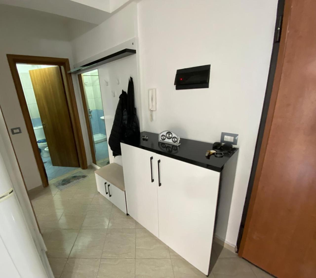 Liam Apartments Vlore Exterior photo